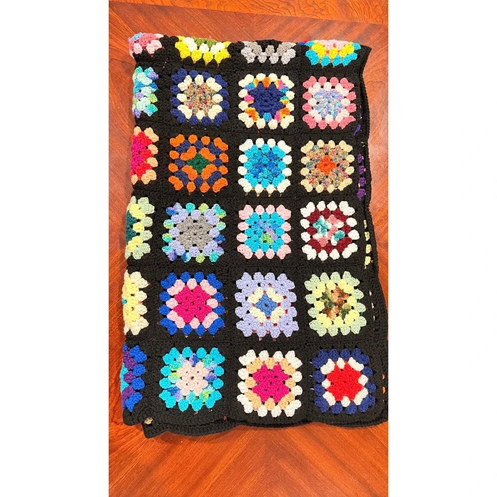 Handmade Crochet Granny Square Afghan Blanket Multicolor Vintage Boho‎ Throw